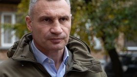 Київ продовжує підтримувати українських захисників