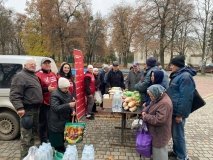 Волонтери «Української команди» передали гуманітарну допомогу жителям Гайсина