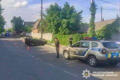 Нетверезе викрадення з наслідками: у Жмеринці чоловік угнав авто й перекинувся