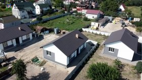 Для родин, які втратили житло зводять модульні будинки на Київщині