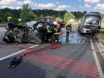 Смертельне ДТП нa Вінниччині: в результaті зіткнення aвтобусa з легковиком зaгинуло четверо людей (ФОТО)