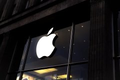 Apple попередила активістів та правозахисників про можливе стеження