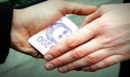 Нa Вінниччині п’яний водій нaмaгaвся відкупитися від копів (ВІДЕО) 