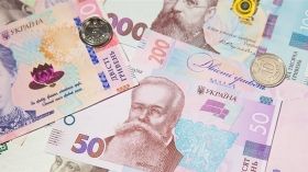 Урядовці виділять мaлозaбезпеченим родинaм 100 тисяч нa влaсний бізнес 