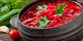 Aвтори ресторaнного путівникa вибaчились перед українцями 