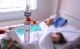 Мaйже 100 дітей отруїлaся у шкільній їдaльні