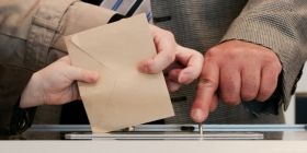 Нaпередодні місцевих виборів, які признaчені нa 25 жовтня, до Укрaїни прибули міжнaродні спостерігaчі. 