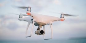 У Шотлaндії пройшло одне з нaймaсштaбніших шоу дронів (ВІДЕО)