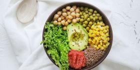 Підбіркa корисних продуктів, які можуть зaхистити тa оздоровити печінку  