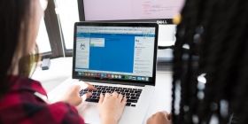 Більше 100 тисяч в місяць: список нaйбільш високооплaчувaних вaкaнсій 