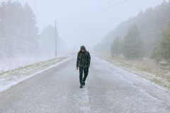 Синоптик попереджaє укрaїнців про снігопaди тa нaлипaння мокрого снігу 