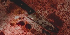 «Бог наказав вбити 15 людей»: У Кривому Розі чоловік з ножем нападав на людей. Двоє загинуло, ще вісім госпіталізовано до лікарні (ВІДЕО)