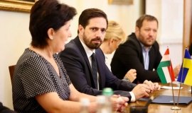 Угорщина не заперечує проти транзиту зброї до України через свою територію