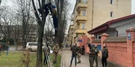 У Львові повісили "москаля"