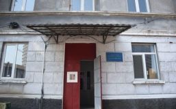 У гуртожитку одеського коледжу робочі розпилили газ під час конфлікту зі студентами