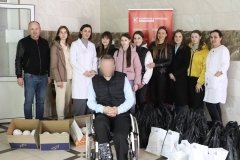 Волонтерський штаб «Українська команда» Вінниччини привітав захисників з Великоднем