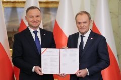 У Польщі Дональд Туск склав присягу премʼєра і призначив міністрів