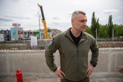 Кличко перевірив, як триває ремонт шляхопроводу