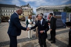 У Києві відкрили фотовиставку до Дня Європи: Кличко розповів про єдність, перевірену війною
