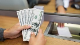 Офіційний курс долара зріс до 36,56 гривні