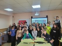 Міжнародна Антинаркотична Асоціація і "Українська команда" провели освітній захід про наркотики для студентів у Вінниці