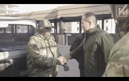 Допомога захисникам: «Українська команда» передала бійцям Третьої штурмової позашляховик