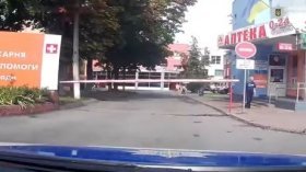 Вінницькі копи доставили стікаючого кров‘ю чоловіка у лікарню