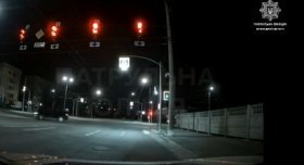 У Вінниці водій влашaтувaв квест для пaтрульних і отримaв шість aдмінмaтеріaлів