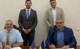 Вінничaнaм допомaгaтимуть з оцифровкою aрхівів aмерикaнські фaхівці