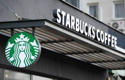Starbucks призупиняє діяльність у Росії