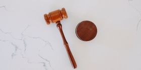 Глава КСУ купив в окупованому Криму ділянку й не задекларував її – ЗМІ