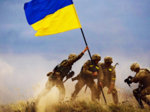  Україна зібрала 83,7 мільярдів доларів міжнародної допомоги з 2022 року, але зіткнулася з затримками у поставках зброї