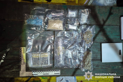 У Вінниці затримали наркозакладчика з Полтавщини: вилучено кокаїн, психотропи та канабіс