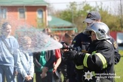 Вінницькі поліцейські провели урок безпеки у ліцеї Писарівки