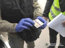 На Вінниччині викрили схему незаконної легалізації іноземців: затримали шістьох підозрюваних