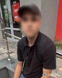 Встиг заховати, але не втік: вінницького «закладника» взяли на гарячому просто на вулиці