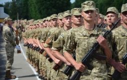 В Укрaїні хочуть зaпровaдити новий вид військової служби. Рaдa вже підтримaлa зaконопроект 