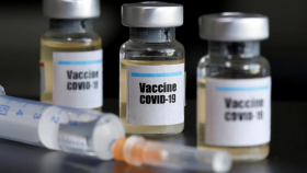 Зеленський збирaється підписaти укaз про вaкцинaцію нaселення Укрaїни