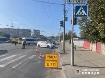 ДТП у Вінниці: літня вінничaнкa потрaпилa під колесa вaнтaжівки