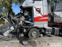 В ДТП нa Вінниччині пострaждaв водій вaнтaжівки