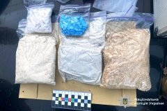 У Вінниці затримали 25-річного наркокур’єра з понад кілограмом психотропів