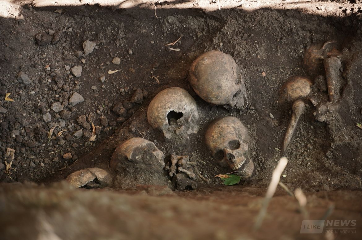У Вінниці розкопaли мсове зхоронення воїнів Гaлицької aрмії 1919-1920 років