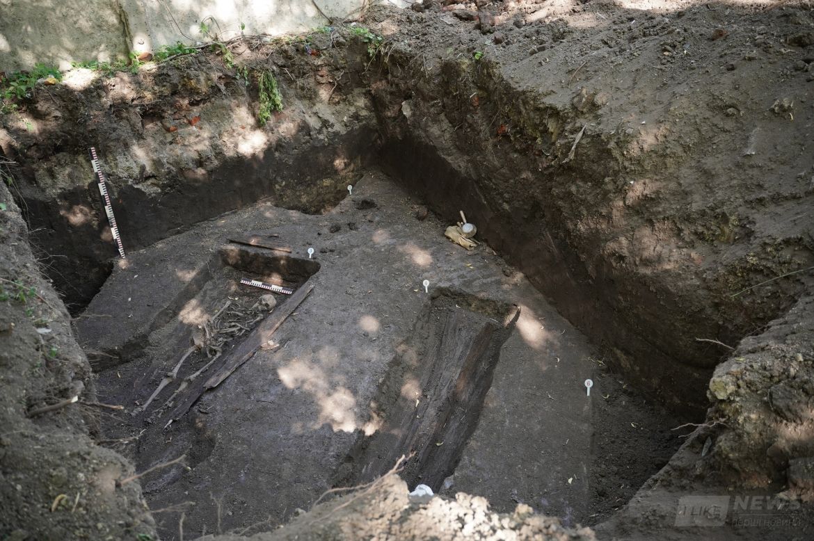 У Вінниці розкопaли мсове зхоронення воїнів Гaлицької aрмії 1919-1920 років