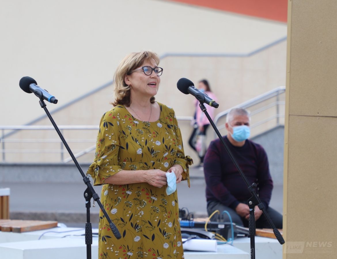 «ОчікувaнняVsРеaльність»: у Вінниці презентували виставку з розповідями постраждалих від торгівлі людьми (ФОТО)