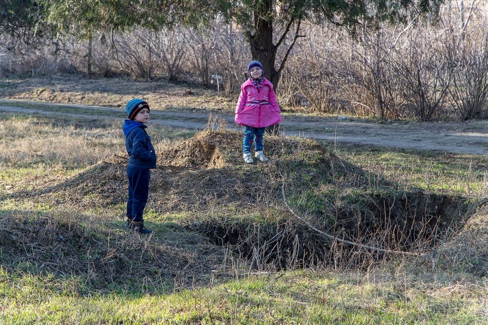 К родственникам приехали