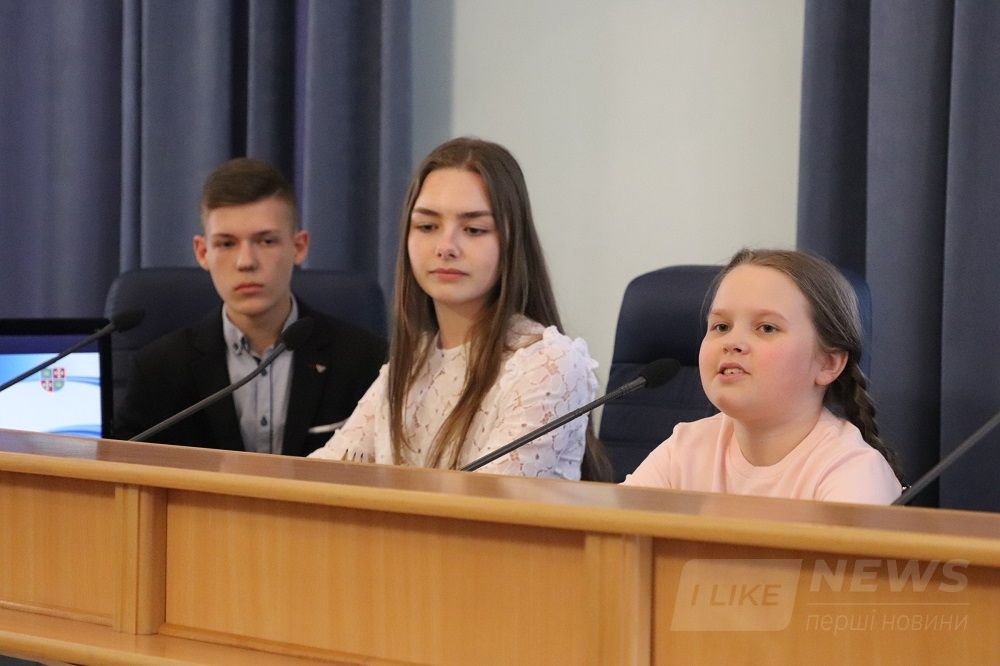 Вінницька обласна Рада гостинно зустрічала школярів