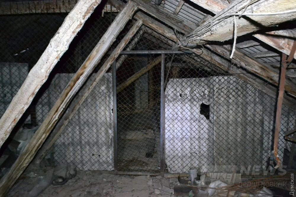 Чердак над квартирой так же перекрыт