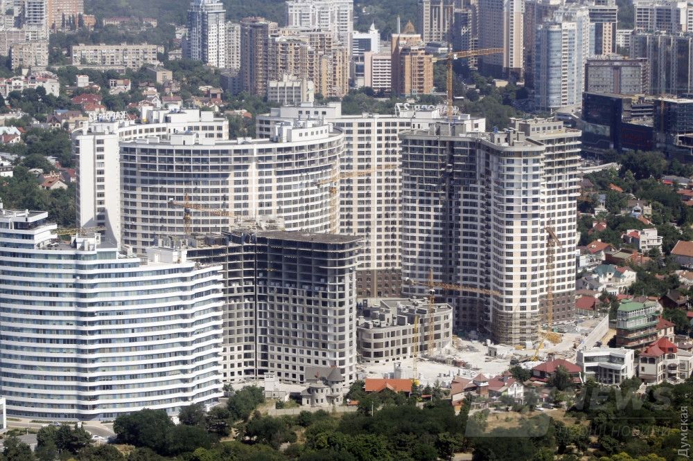 "Жемчужины" на ул. Каманина