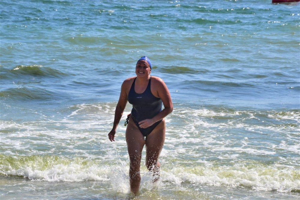 Мужчины, женщины и дети остались далеко позади, Ольга Берестова - победитель благотворительного заплыва