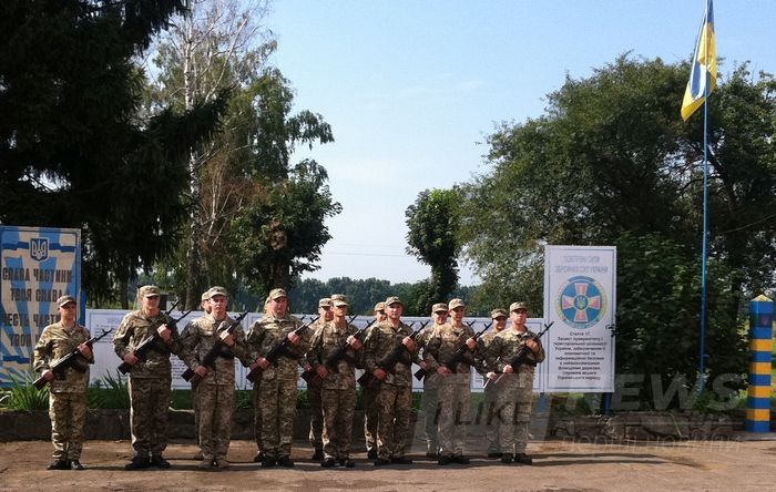У Вінниці випускники кaфедри військової підготовки ВНТУ склaли присягу